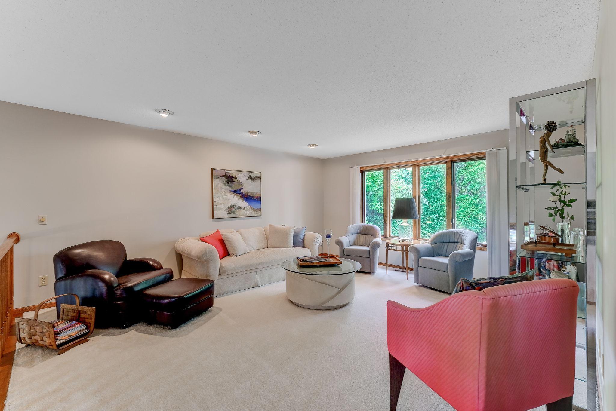 7995 Island Road Eden Prairie, MN 55347 - Photo 9 of 38