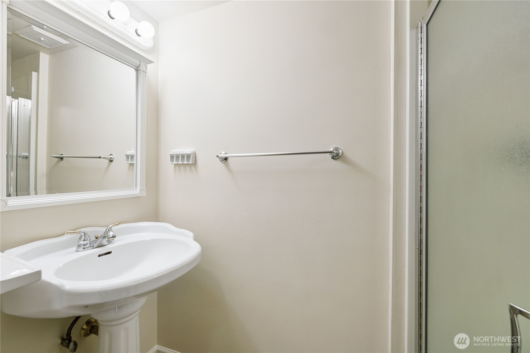 8912 229th Place Southwest Edmonds, WA 98026 - Photo 31 of 36