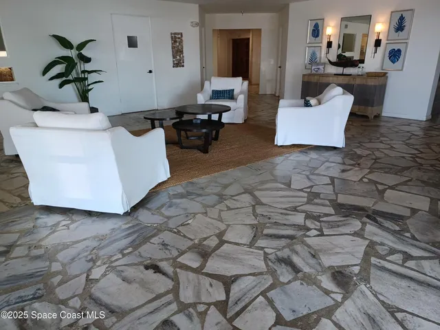 $2,400 | 333 North Atlantic Avenue, Unit 203, Cocoa Beach, FL 32931