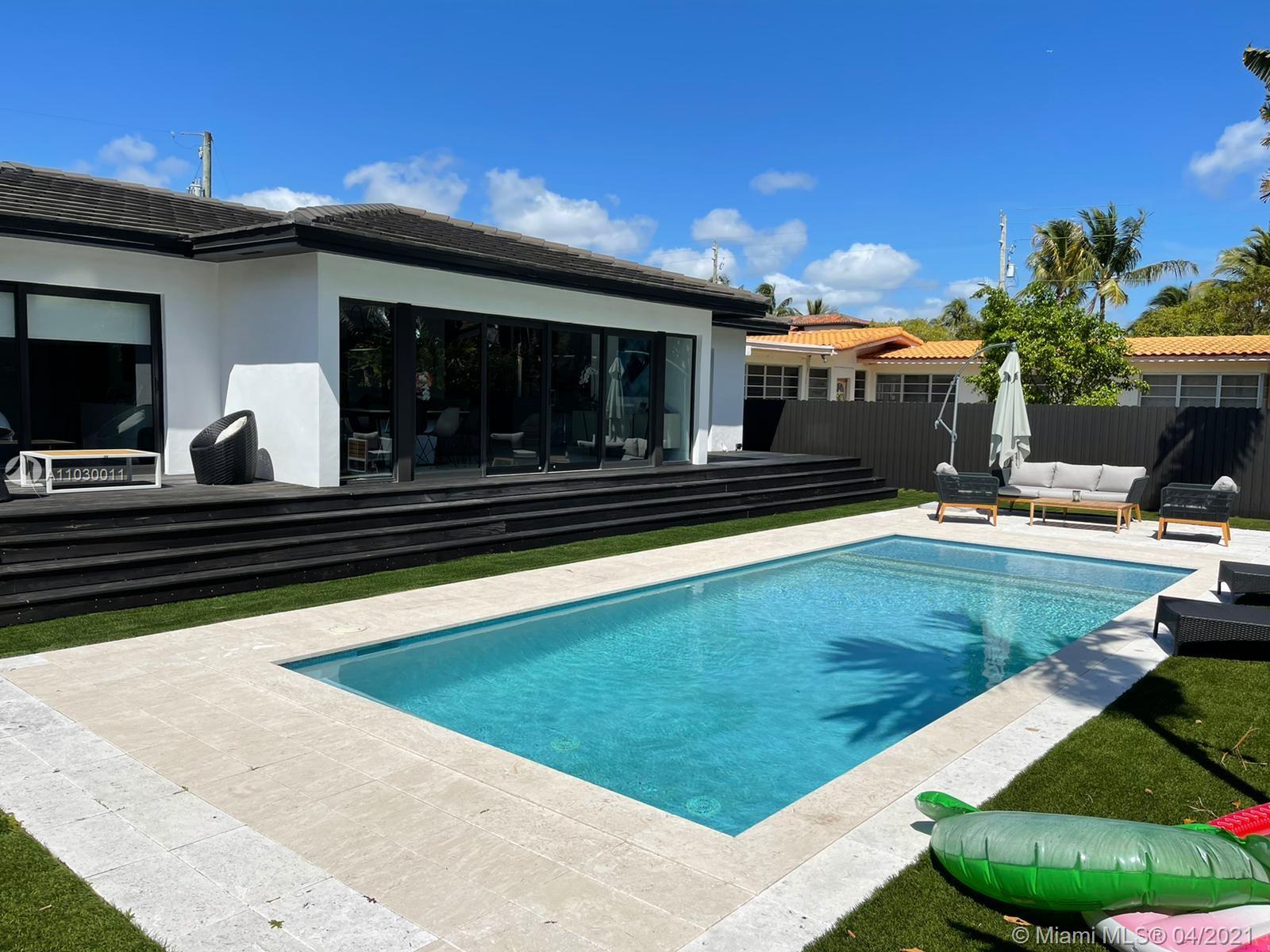 7833 Fowler Street Miami Beach, FL 33141 - Photo 11 of 14