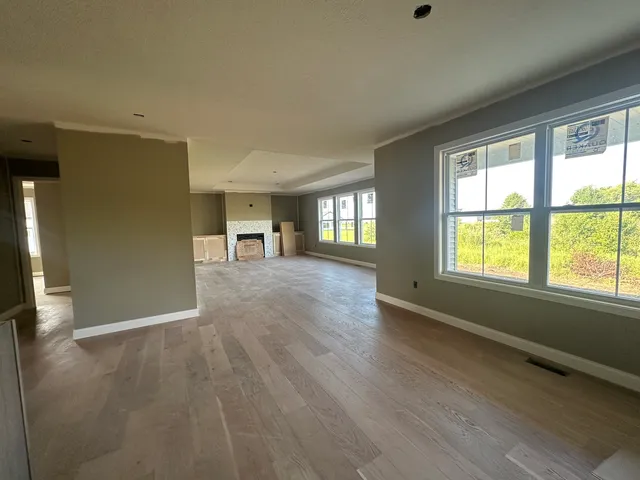a view of livingroom with hardwood
