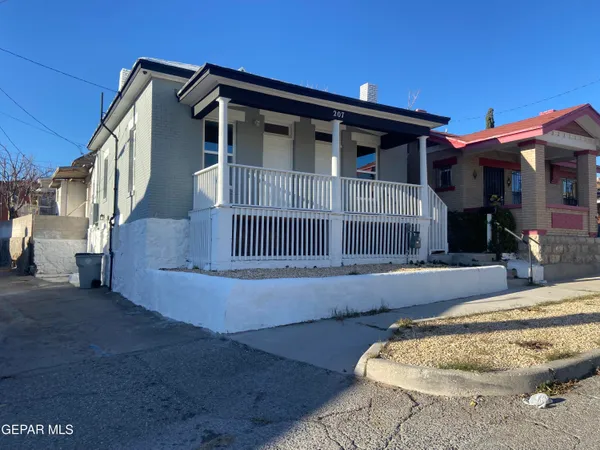 $295,000 | 207 Randolph Drive, El Paso, TX 79902