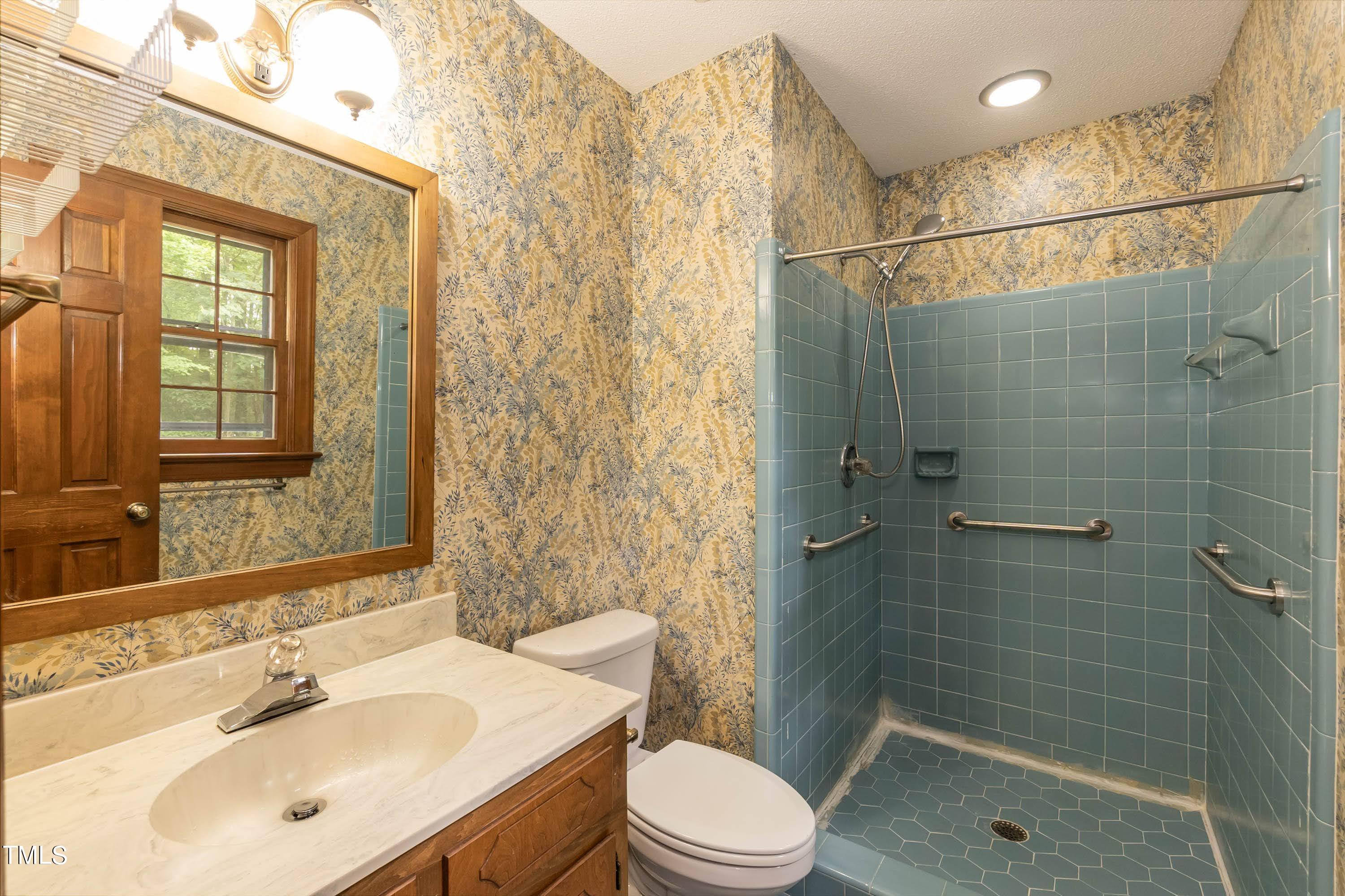9212 Oneal Road Raleigh, NC 27613 - Photo 23 of 51 Primary Bath 01