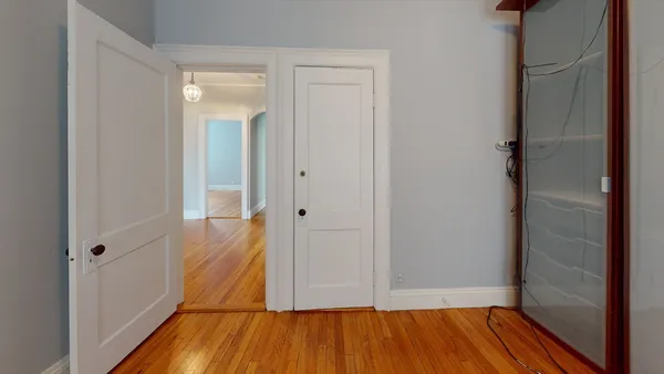 $3,300 | 79 Thatcher Street, Unit 2, Brookline, MA 02446