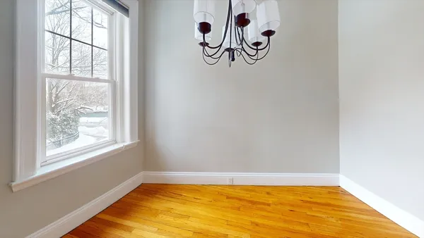 $3,300 | 79 Thatcher Street, Unit 2, Brookline, MA 02446