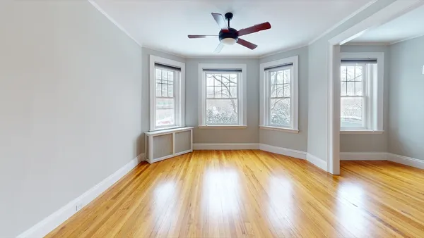 $3,300 | 79 Thatcher Street, Unit 2, Brookline, MA 02446