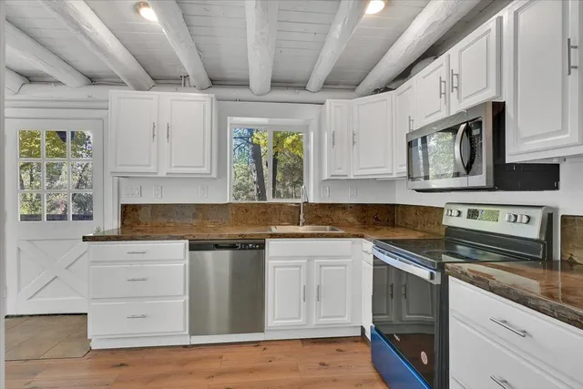 $715,000 | 13881 Windwhistle Way, Grass Valley, CA 95949