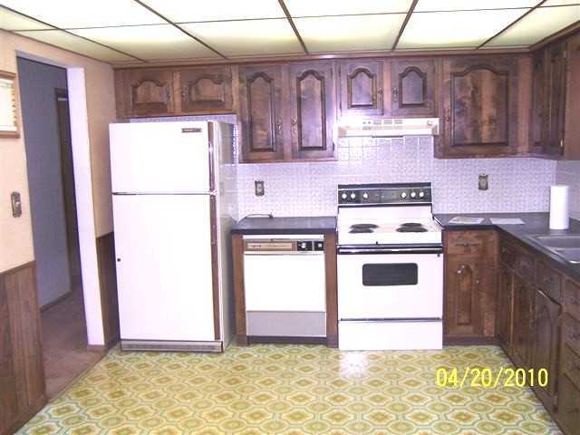 5236 Bagley Road Columbus, OH 43232 - Photo 3 of 10 Gallery Image 3