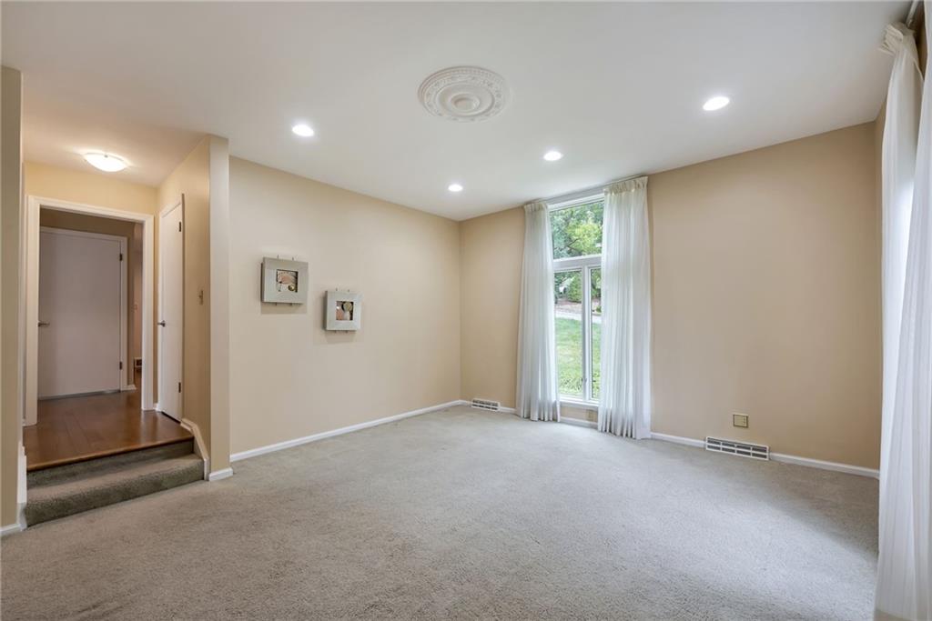 1001 Osage Road Pittsburgh, PA 15243 - Photo 21 of 42 an empty room with a empty space and windows