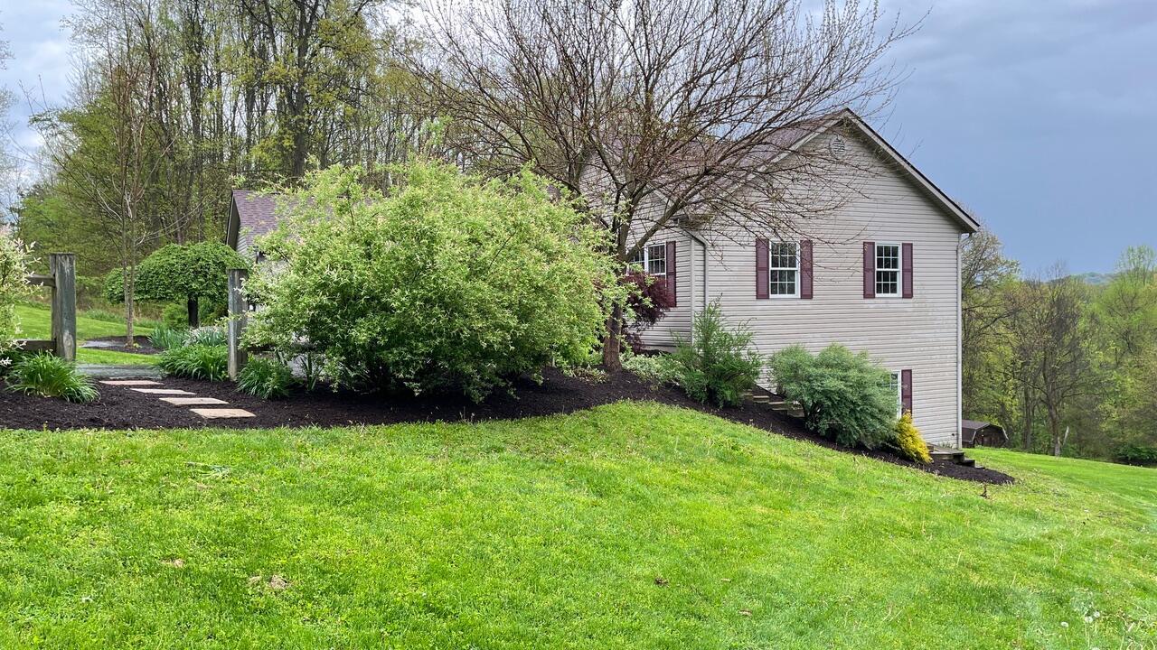 1689 Harlan Road Lucas, OH 44843 - Photo 32 of 34 IMG_4674