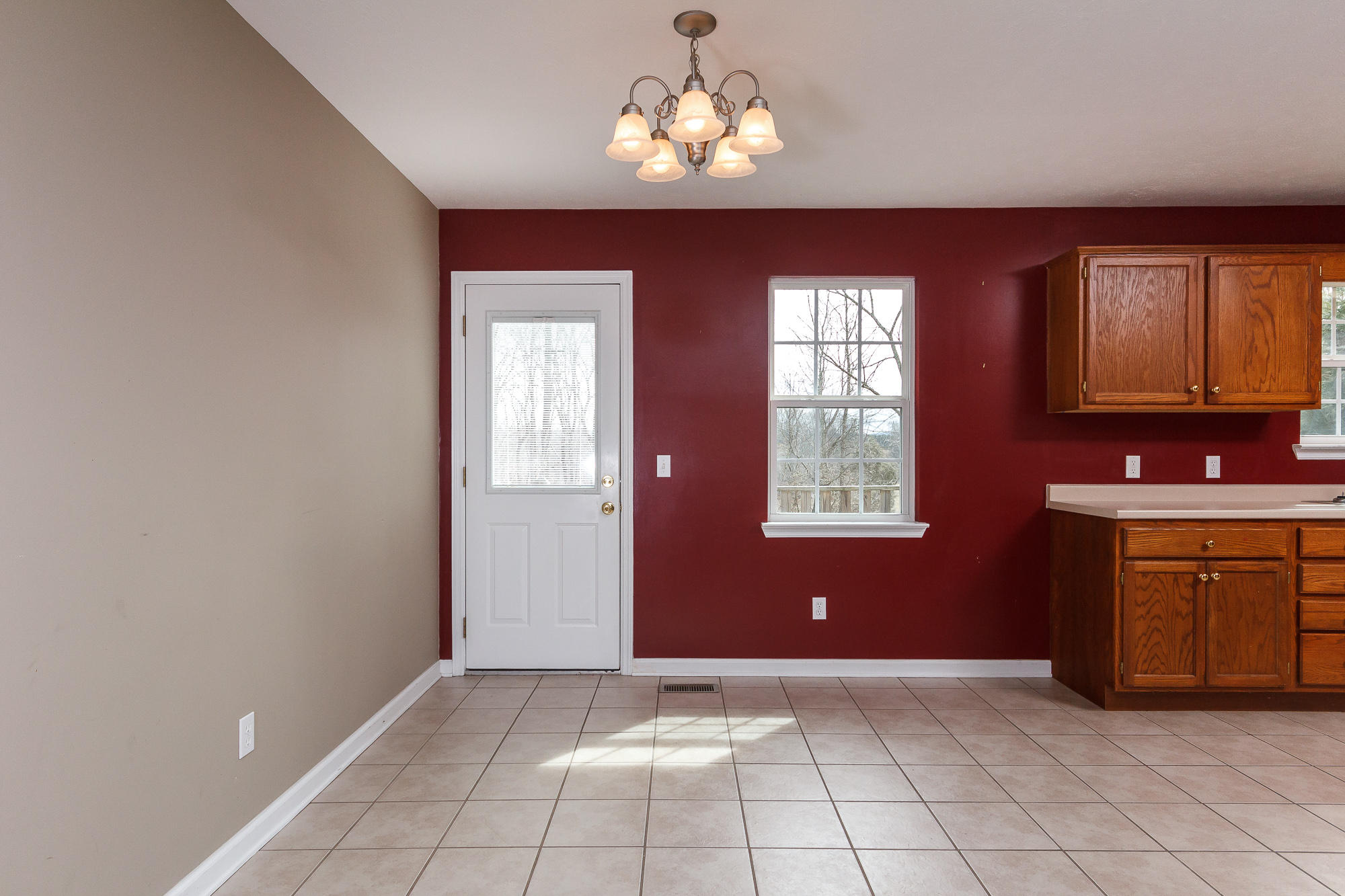 267 Spring Wind Circle Ringgold, GA 30736 - Photo 7 of 37 Dining Room