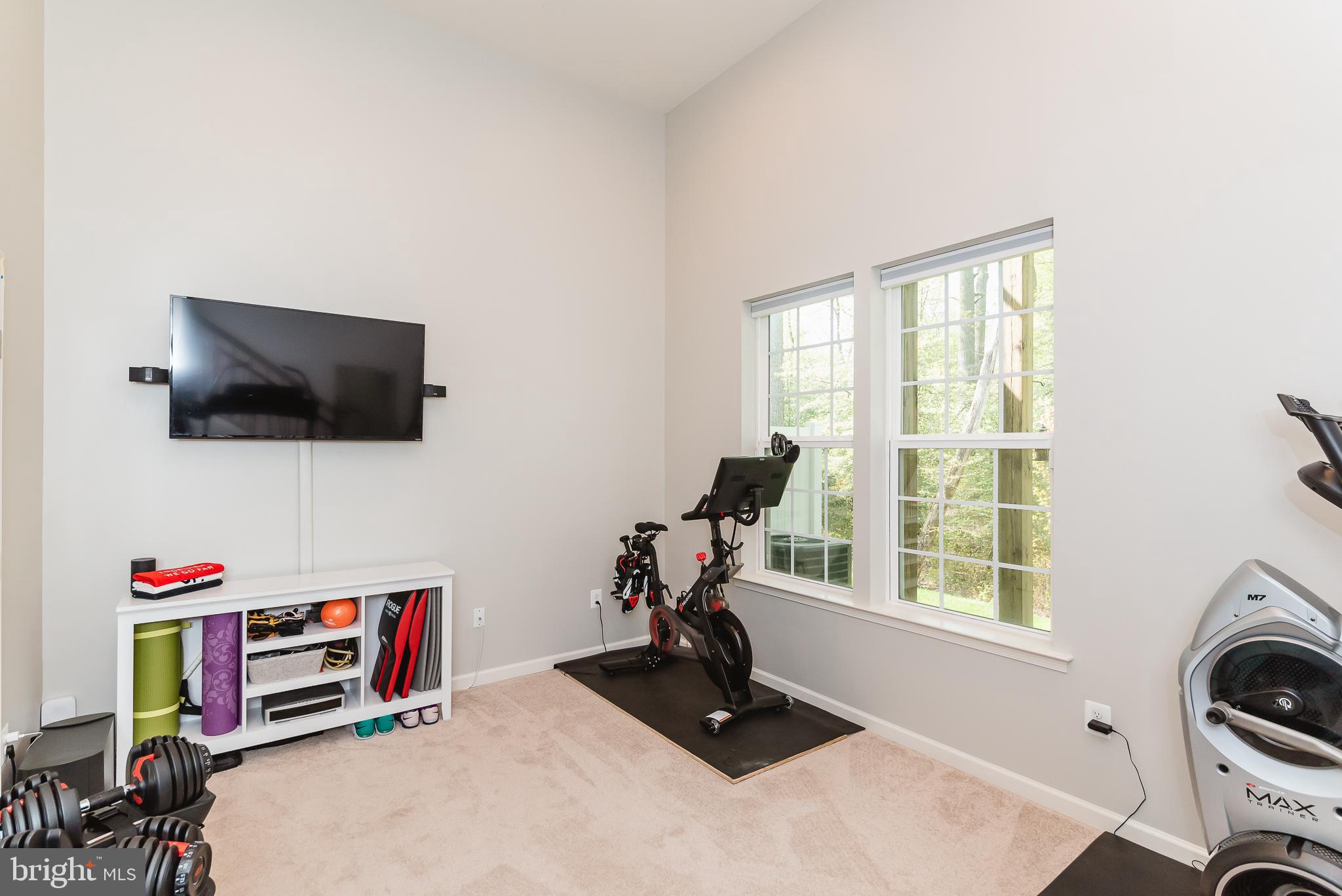 1010 Ramble Run Road Baltimore, MD 21220 - Photo 6 of 46 Family Room