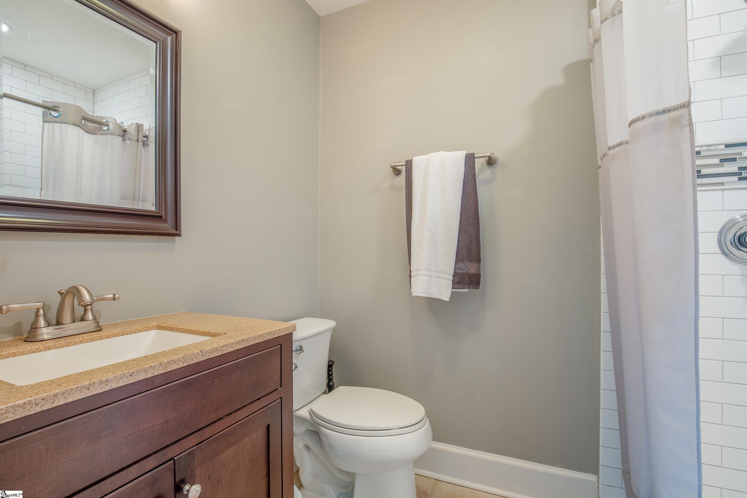 601 West Main Street Easley, SC 29640 - Photo 25 of 36 Gallery Image 25