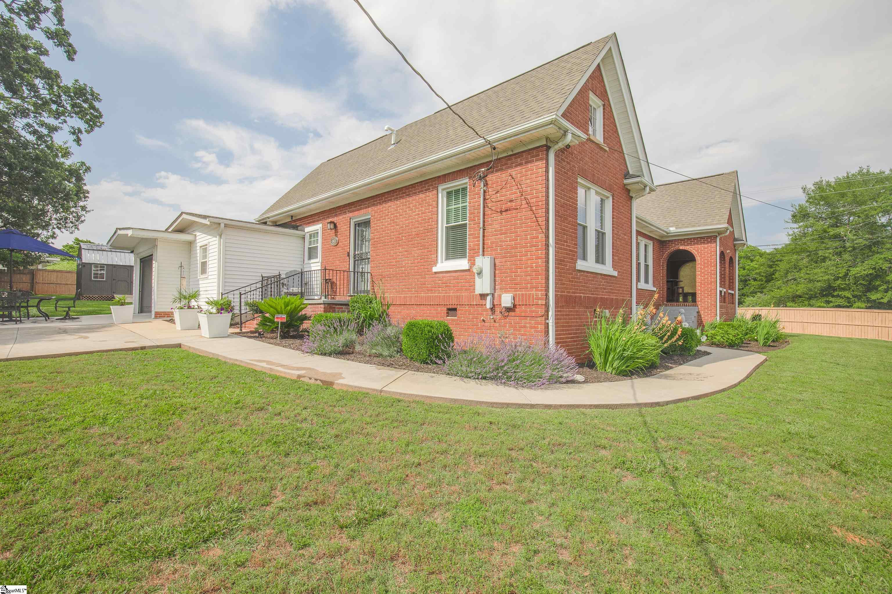 601 West Main Street Easley, SC 29640 - Photo 27 of 36 Gallery Image 27