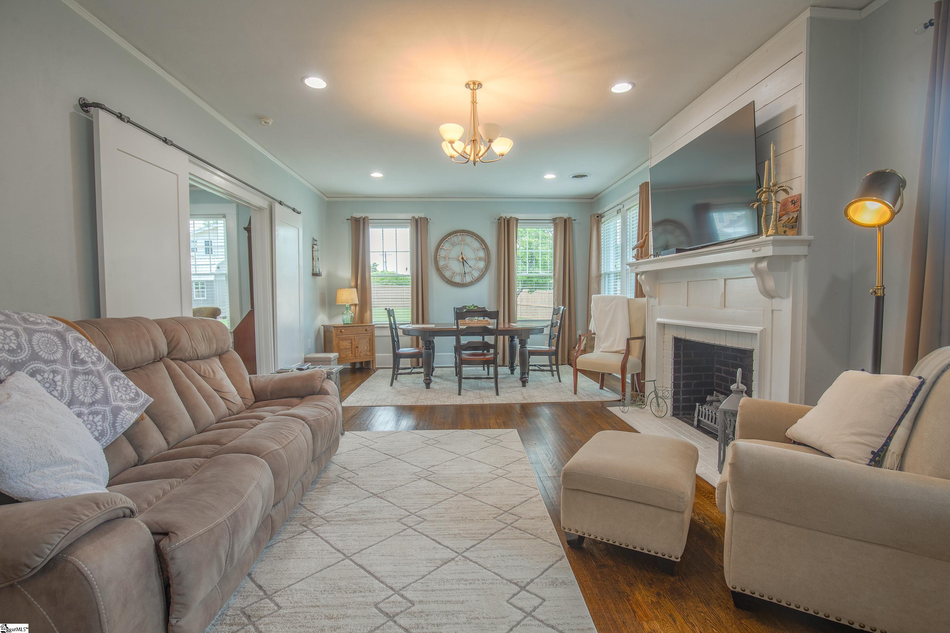 601 West Main Street Easley, SC 29640 - Photo 7 of 36 Gallery Image 7