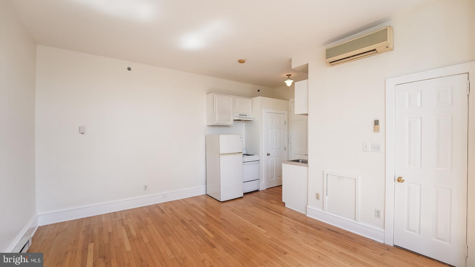 22 North Main Street, Unit 2 Doylestown, PA 18901 - Photo 8 of 15 High Ceilings