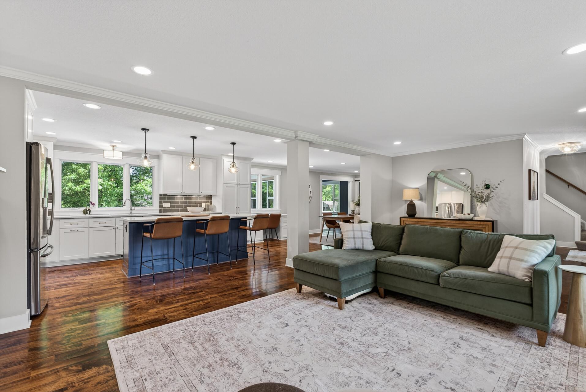 8955 Quinn Road Chanhassen, MN 55317 - Photo 6 of 39