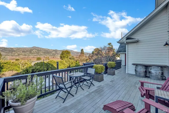 $1,995,000 | 21402 Geyserville Avenue, Geyserville, CA 95441