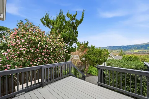 $1,995,000 | 21402 Geyserville Avenue, Geyserville, CA 95441