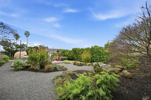 $1,995,000 | 21402 Geyserville Avenue, Geyserville, CA 95441