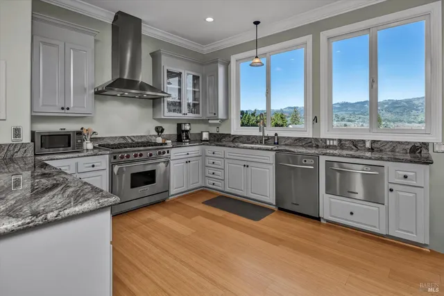 $1,995,000 | 21402 Geyserville Avenue, Geyserville, CA 95441