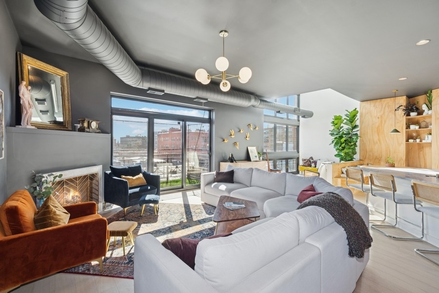 1155 West Madison Street, Unit 606 Chicago, IL 60607 - Photo 3 of 24 Gallery Image 3