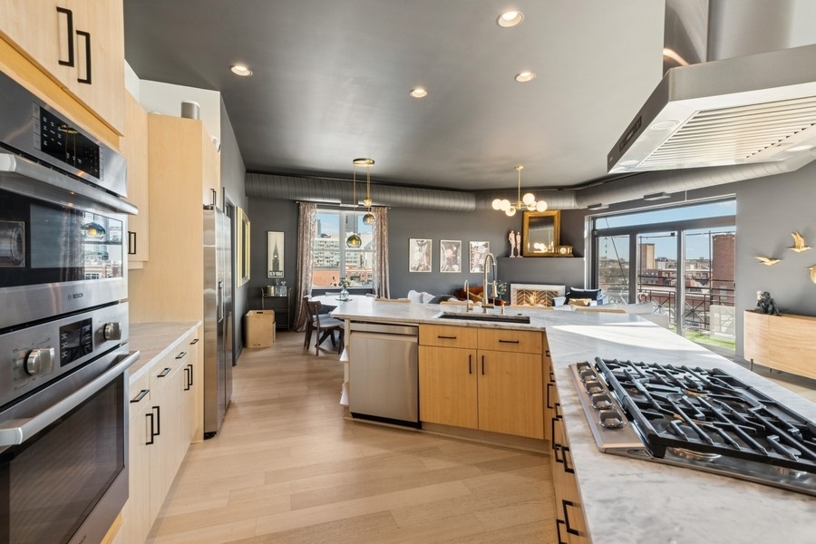 1155 West Madison Street, Unit 606 Chicago, IL 60607 - Photo 6 of 24 Gallery Image 6