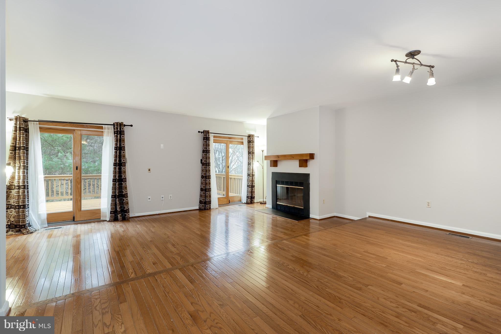 6157 Good Hunters Ride Columbia, MD 21045 - Photo 9 of 31 Gleaming hardwood flooring!