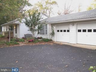 673 West Boot Road Downingtown, PA 19335 - Photo 2 of 6