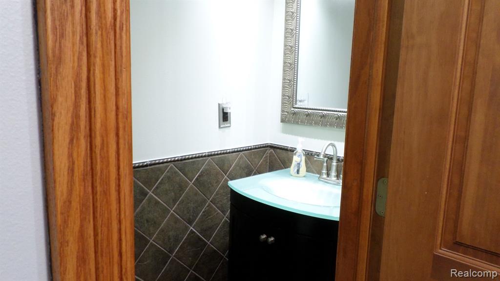 50561 Maurice Road, Unit 22 New Baltimore, MI 48047 - Photo 15 of 42