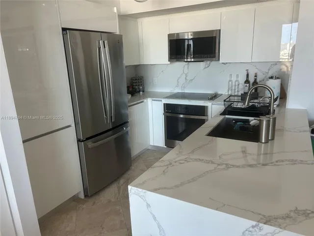 $7,000 | 90 Alton Road, Unit 1109, Miami Beach, FL 33139