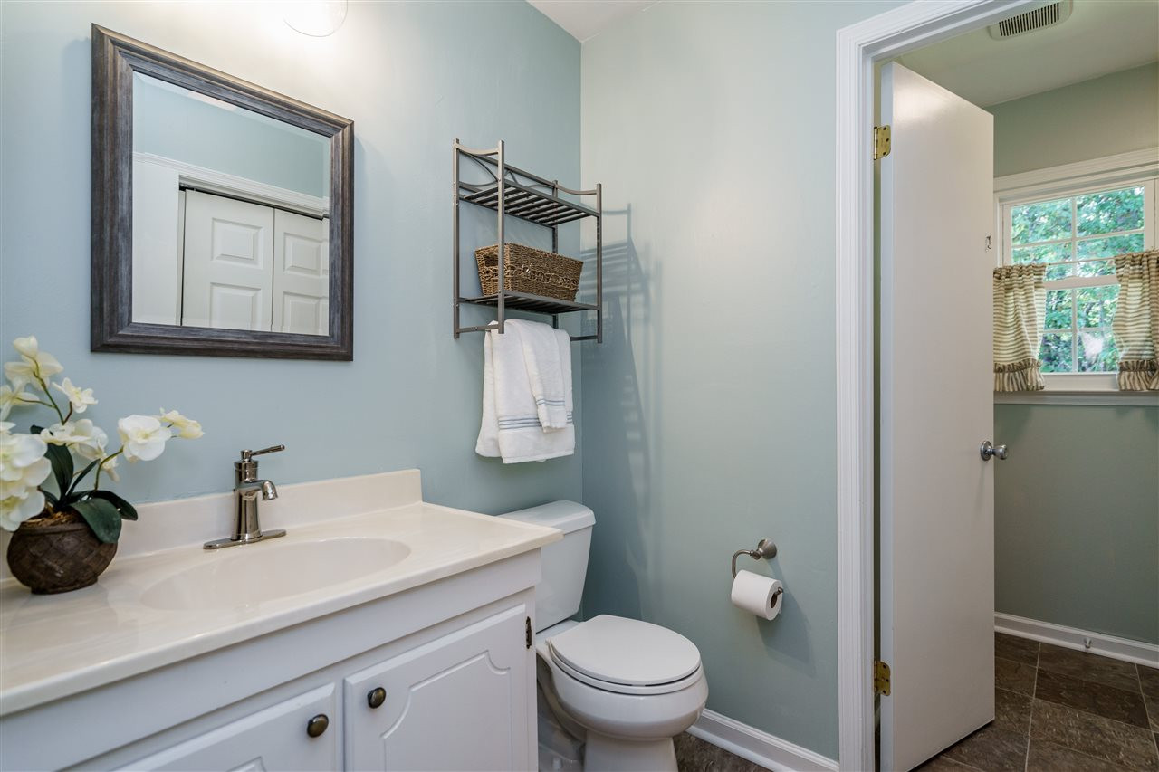 6540 Keystone Drive Raleigh, NC 27612 - Photo 19 of 28 Bathroom
