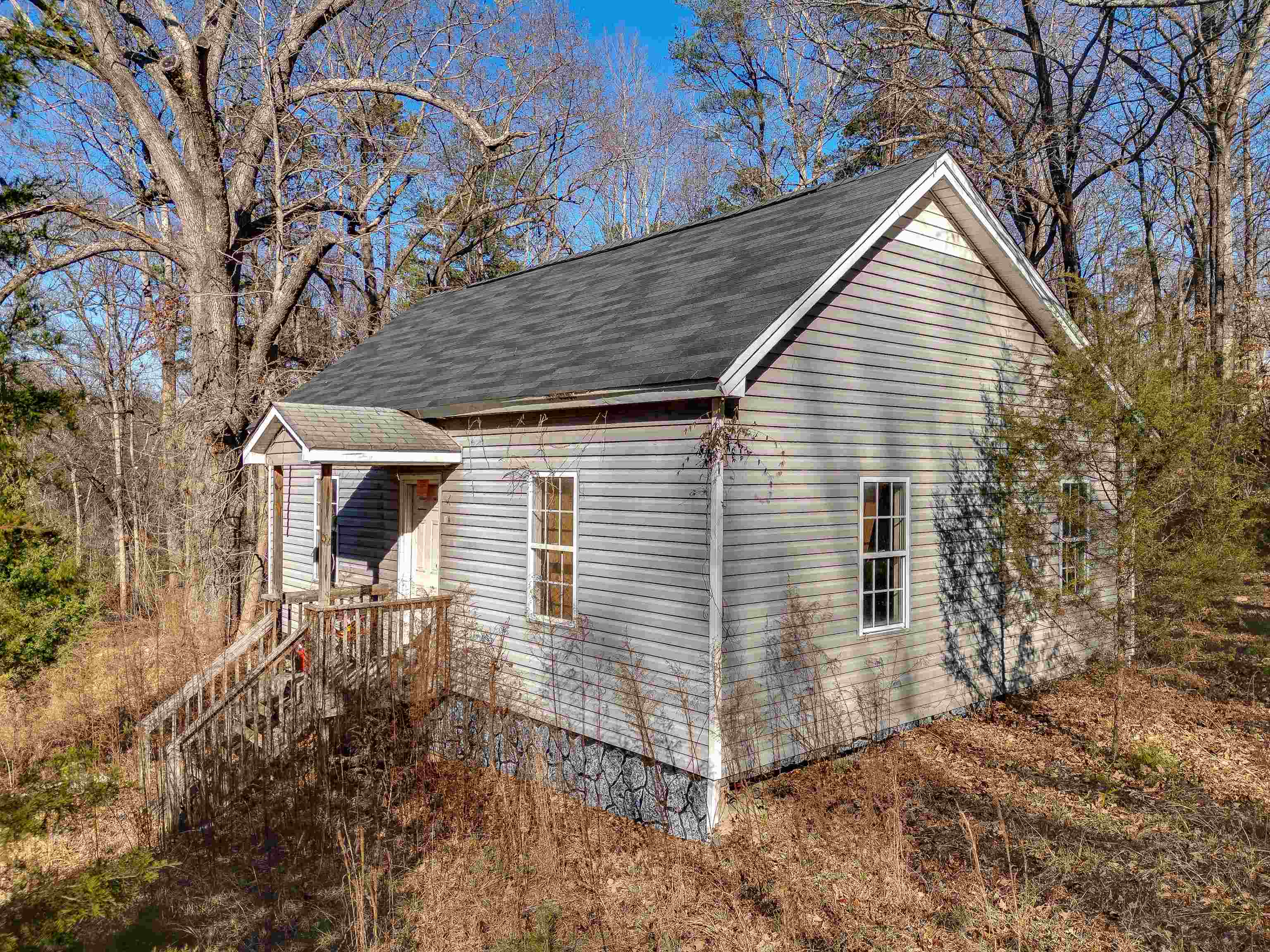 142 McGill Street Pacolet, SC 29372 - Photo 2 of 26