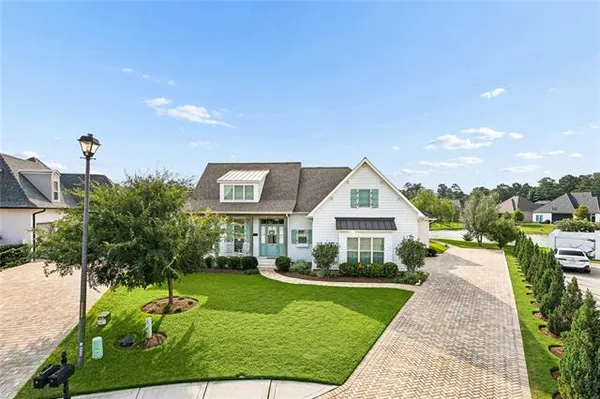 $950,000 | 201 Rue Chantilly, Covington, LA 70433