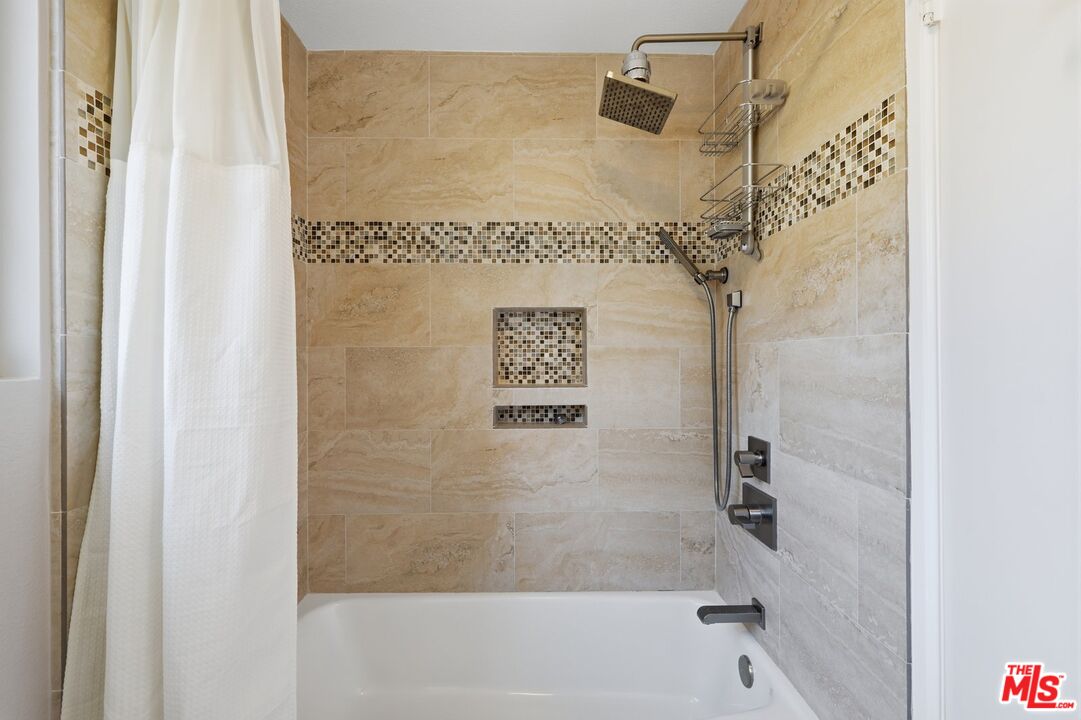 19041 Muirkirk Drive Porter Ranch, CA 91326 - Photo 28 of 33