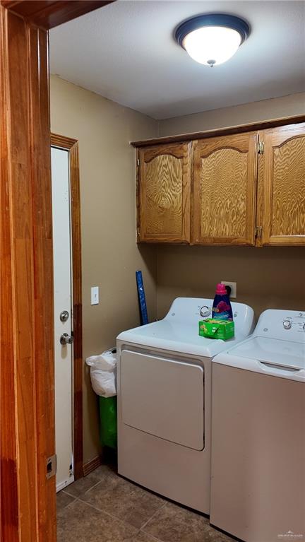 191 Teodora Drive Rio Grande City, TX 78582 - Photo 17 of 45 a utility room with dryer and washer