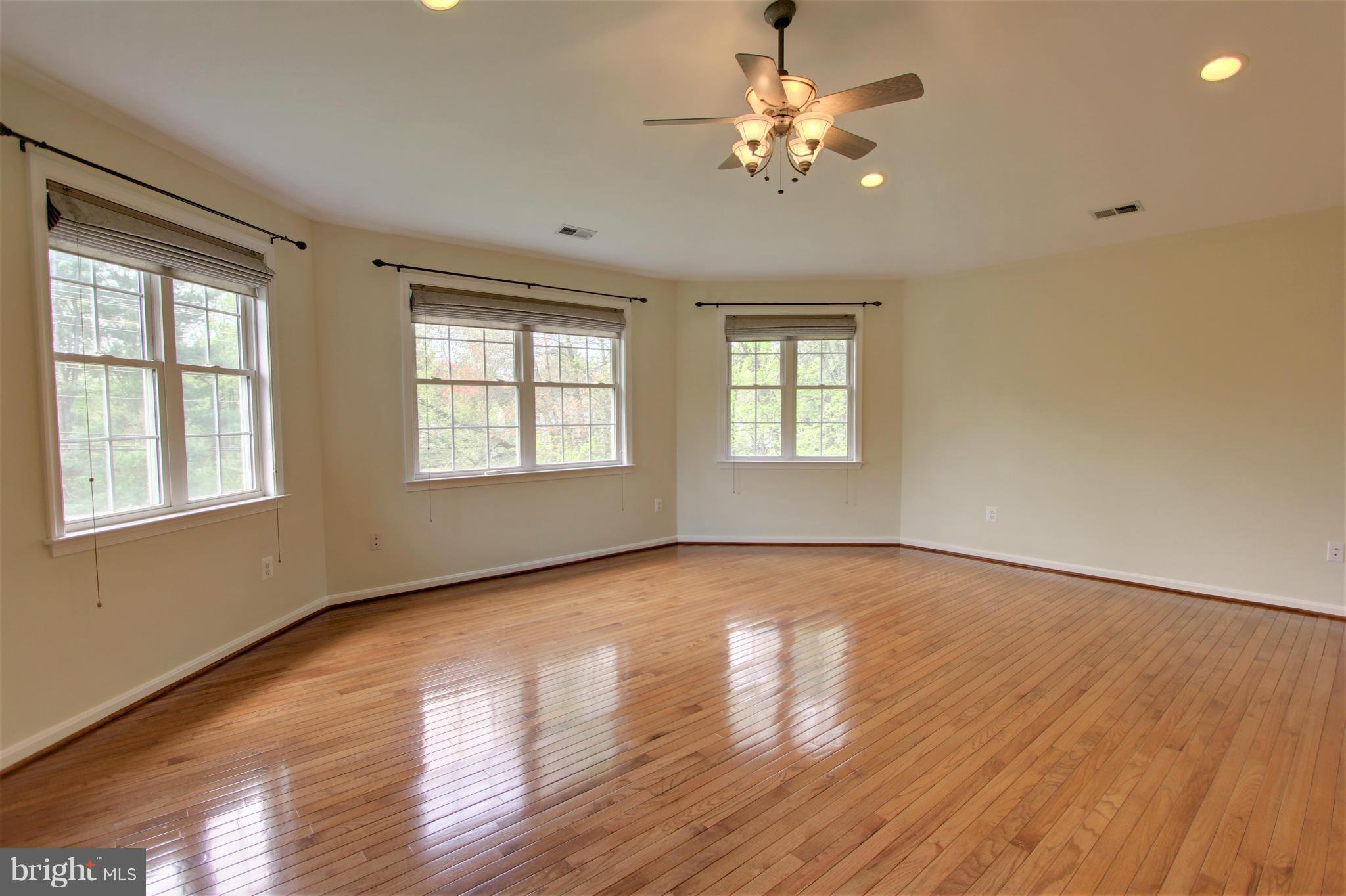 10475 Graeloch Road Laurel, MD 20723 - Photo 17 of 30 Bedroom (Master)