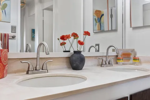 $415,000 | 188 Hale Street, Unit 4C, Hilo, HI 96720