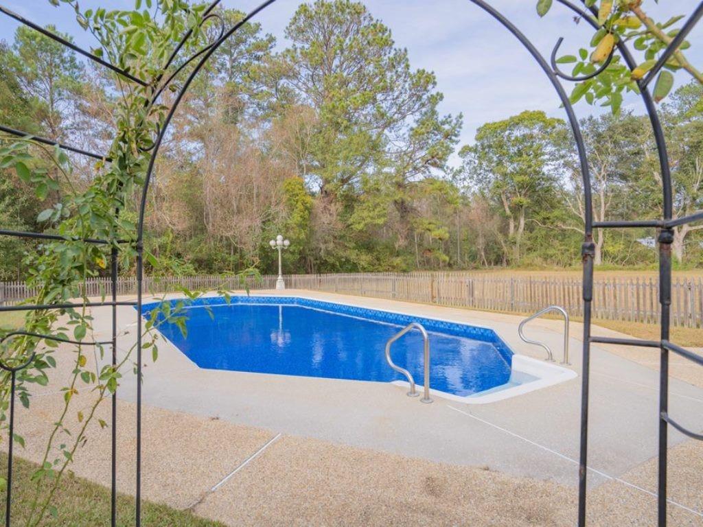 23279 Lowe Davis Road Covington, LA 70435 - Photo 9 of 46