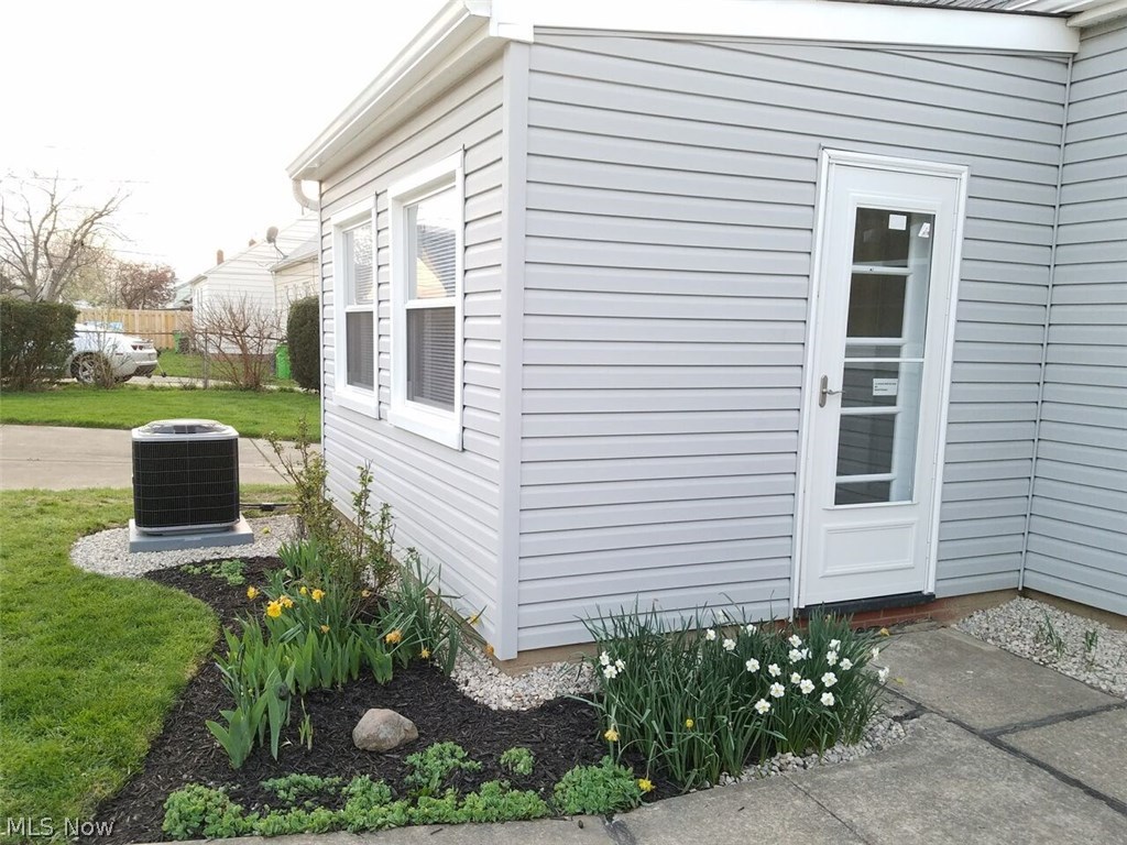 13106 Carpenter Road Garfield Heights, OH 44125 - Photo 23 of 29