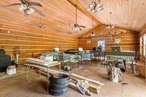 $1,260,000 | 121-122 Cemetery Road, Tylertown, MS 39667