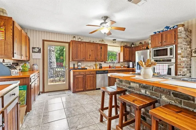 $1,260,000 | 121-122 Cemetery Road, Tylertown, MS 39667