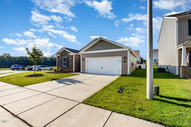 $325,000 | 140 Rivercamp Street, Clayton, NC 27527