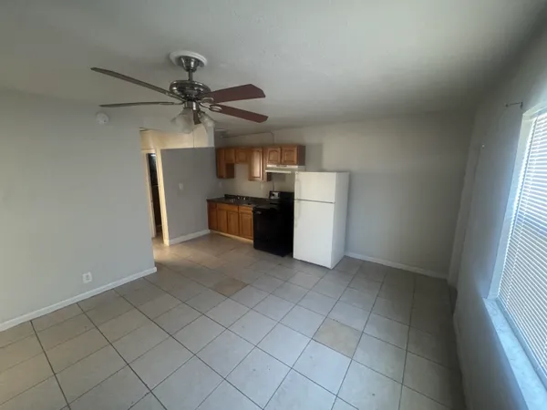 $1,799 | 4401 Southwest 20th Street, Unit 15, West Park, FL 33023