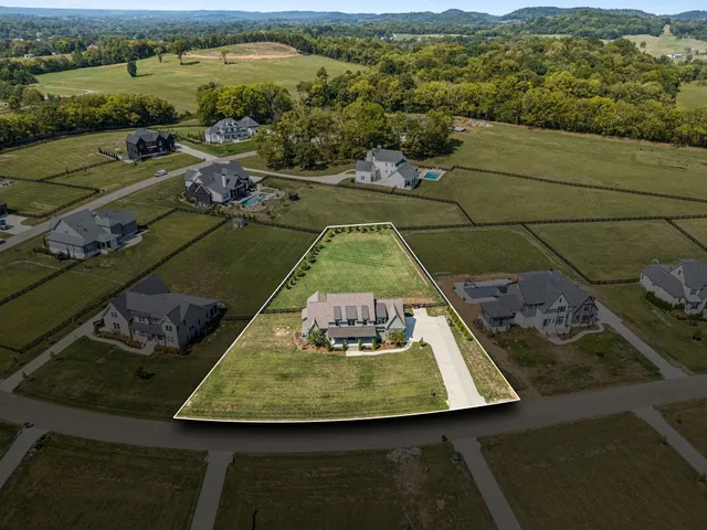 $1,769,000 | 5124 Bond Mill Road, Thompson's Station, TN 37179