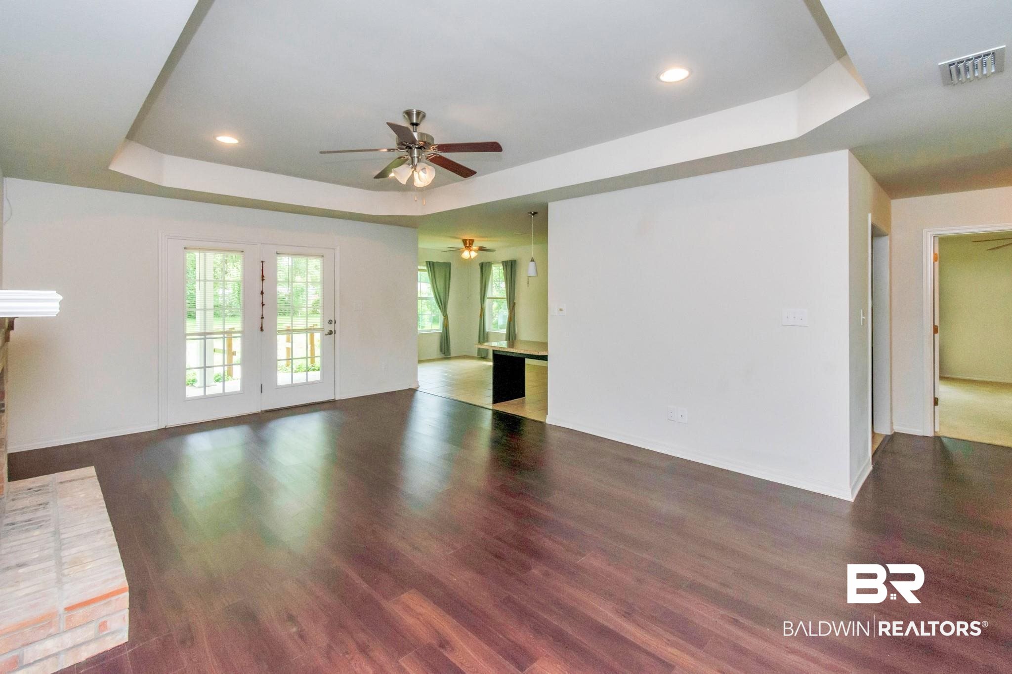 5637 Howells Ferry Road Mobile, AL 36618 - Photo 2 of 31