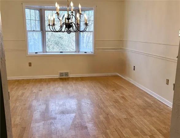 a view of a window in a room
