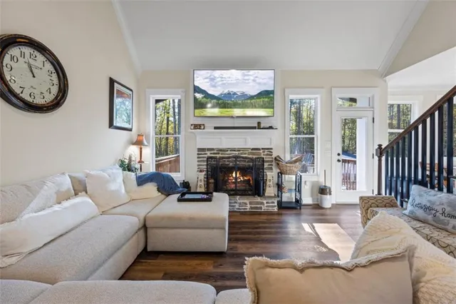 $670,000 | 11 Bradley Road, Talking Rock, GA 30175