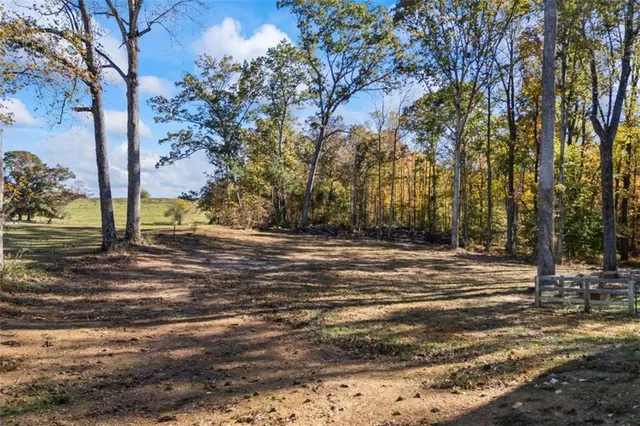 $670,000 | 11 Bradley Road, Talking Rock, GA 30175