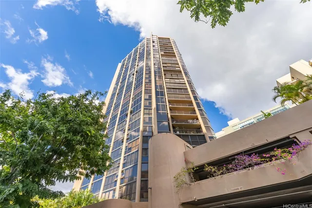 $488,000 | 2101 Nuuanu Avenue, Unit 12002, Honolulu, HI 96817